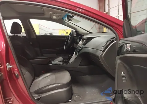 2014 Hyundai Sonata Se z USA, uszkodzony, nr VIN 5NPEC4AC6EH862050